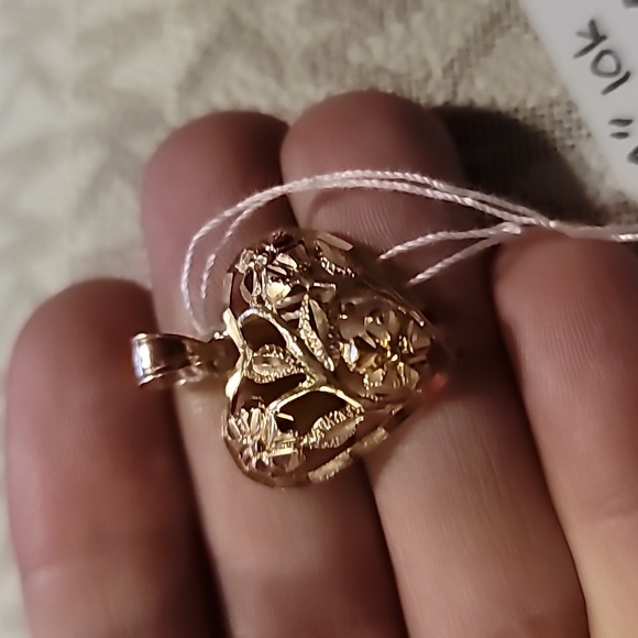 Vintage 10k Real Gold Filigree Heart Pendant - Picture 3 of 6